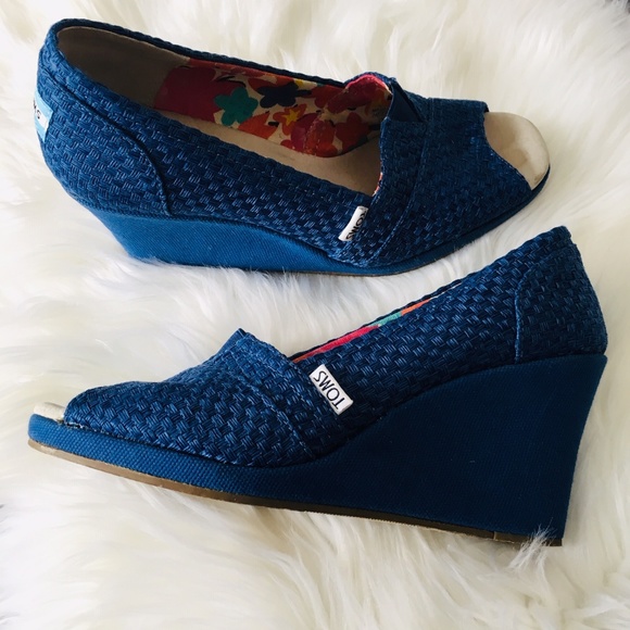 Toms Shoes - TOMS Blue Peep Toe Woven Wedge Women's 9.5 EUC